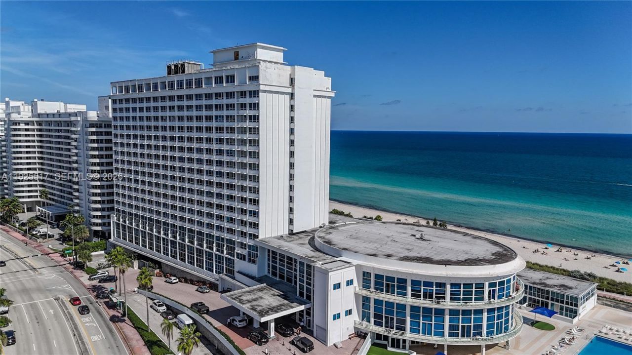 5445 Collins Ave, Unit 610, Miami Beach, FL 33140 Photo