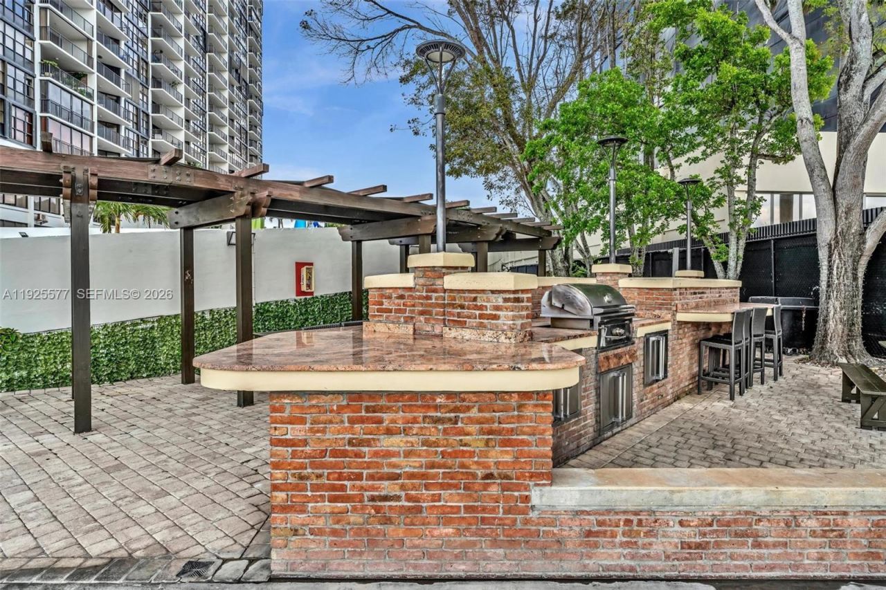 1865 Brickell Ave, Unit A703, Miami, FL 33129 Photo
