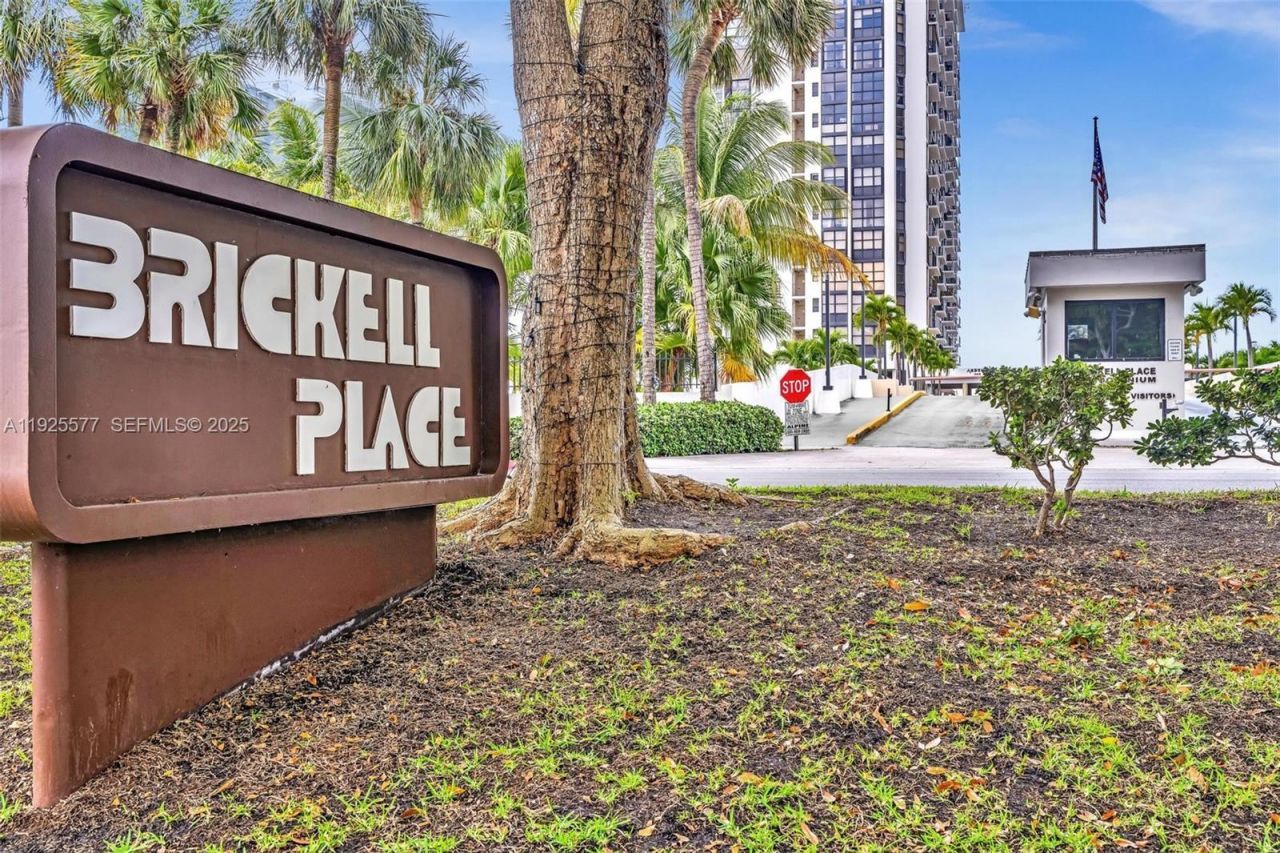 1865 Brickell Ave, Unit A703, Miami, FL 33129 Photo