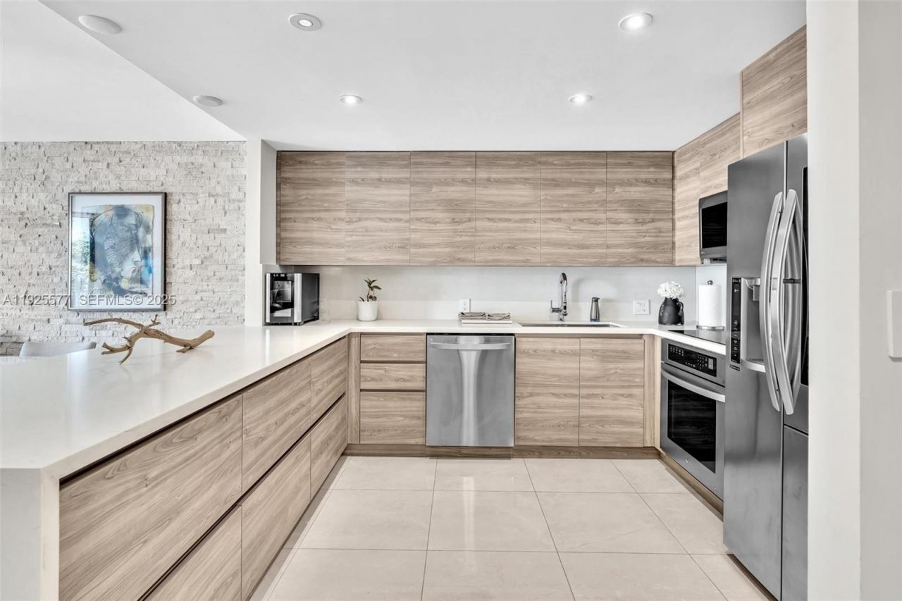 1865 Brickell Ave, Unit A703, Miami, FL 33129 Photo