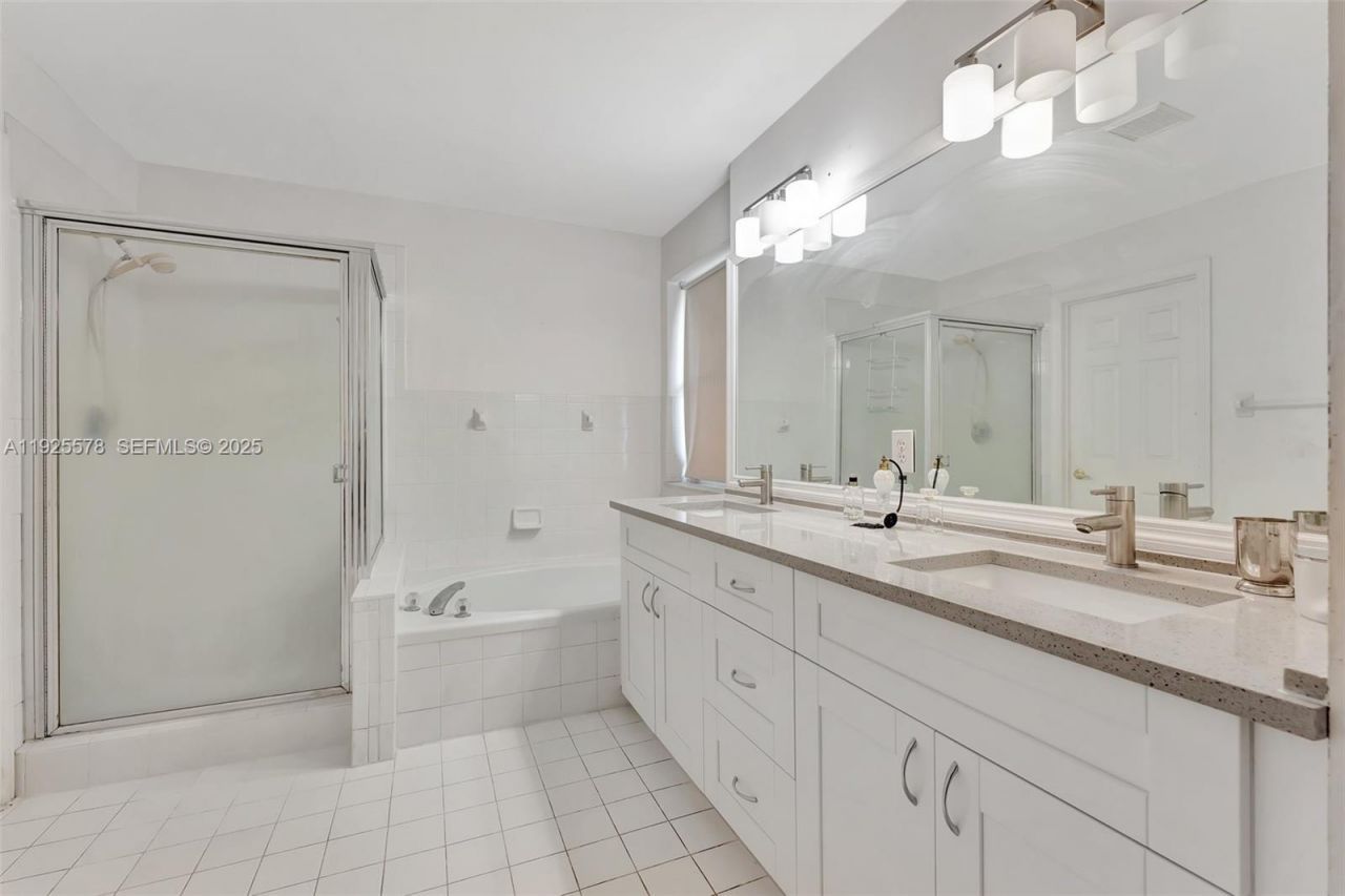 16103 Opal Creek Dr, Weston, FL 33331 Photo