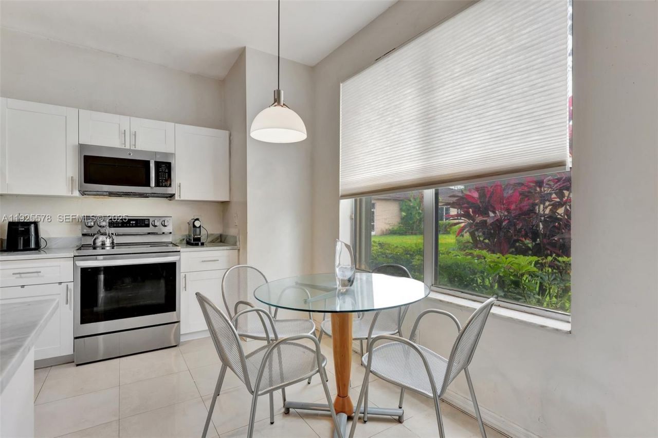 16103 Opal Creek Dr, Weston, FL 33331 Photo