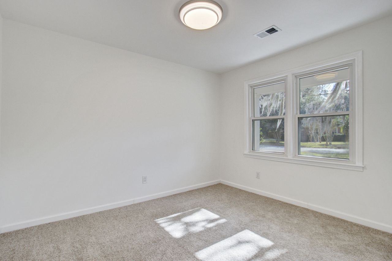 201 Judith Drive Photo 13