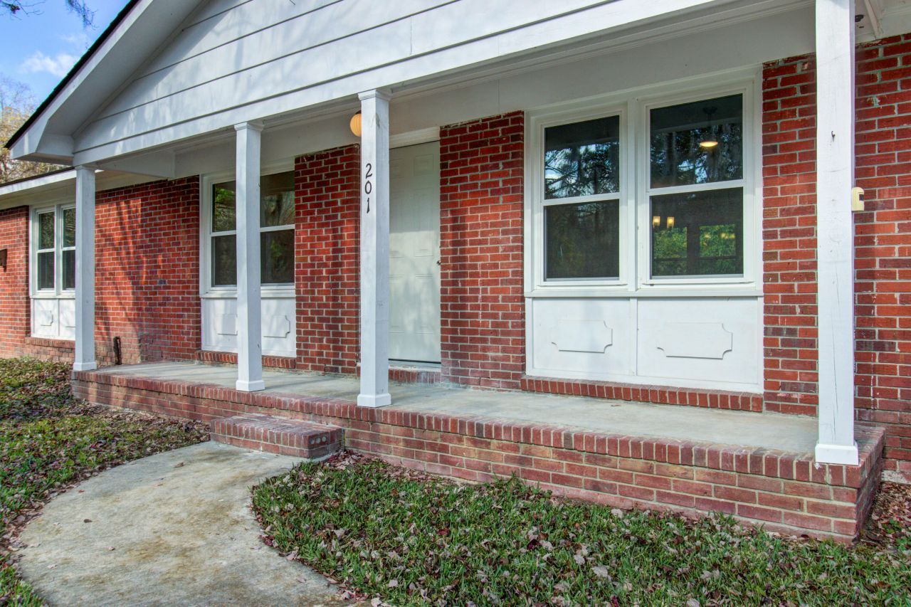 201 Judith Drive Photo 18