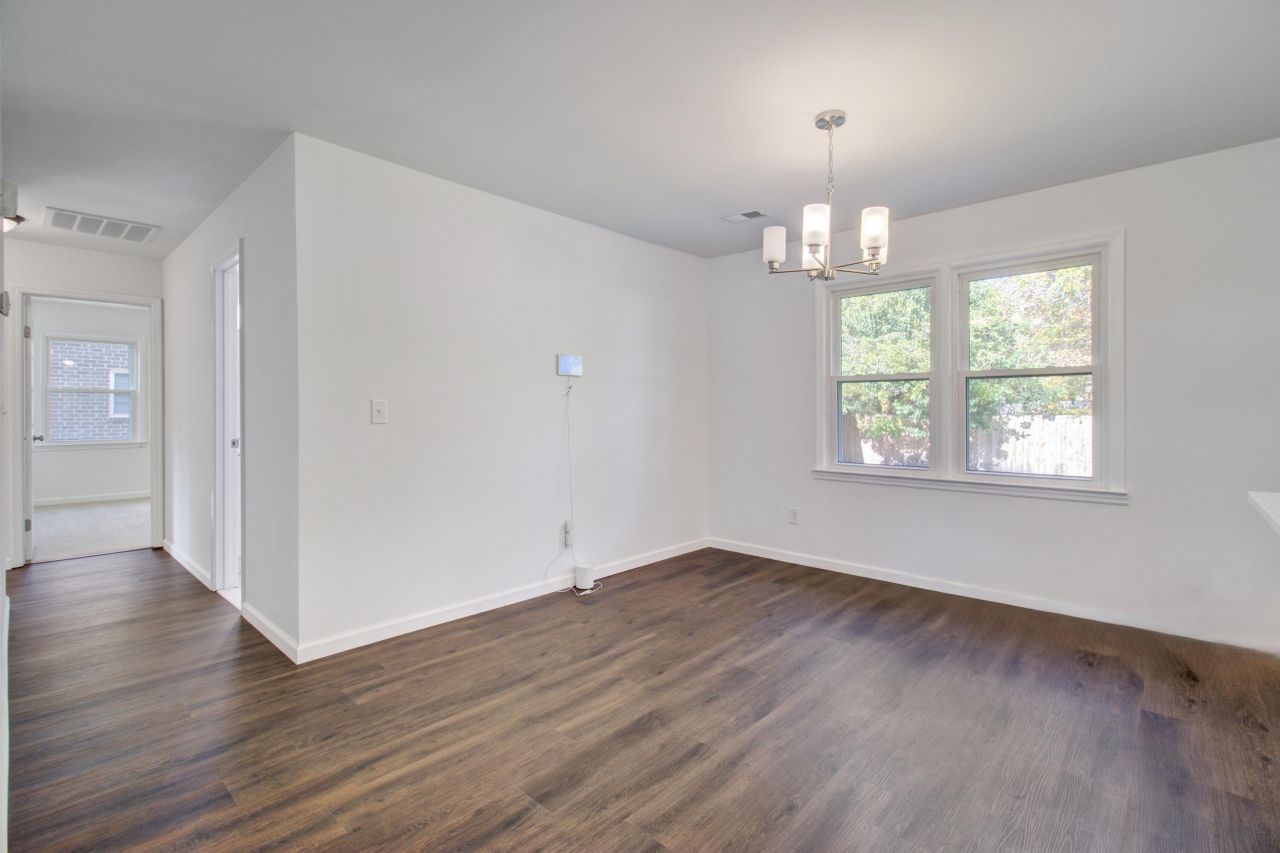 201 Judith Drive Photo 6