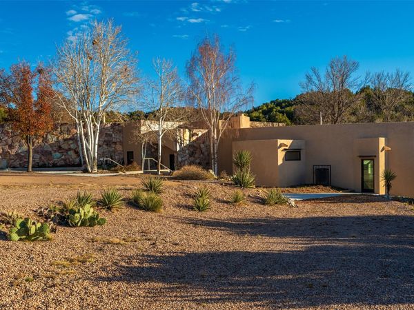 117 La Ventana, Santa Fe, NM 87508