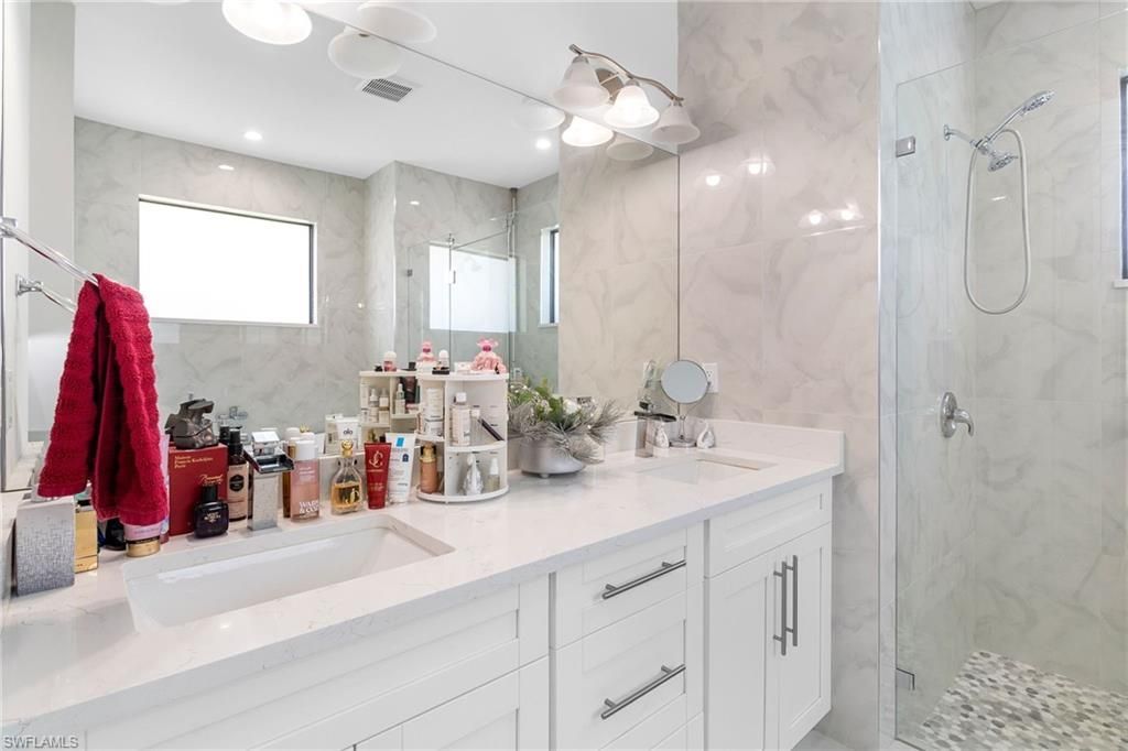 2406 37th Ave Ne, Naples, FL 34120 Photo