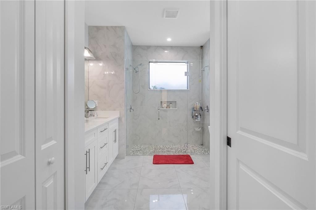 2406 37th Ave Ne, Naples, FL 34120 Photo
