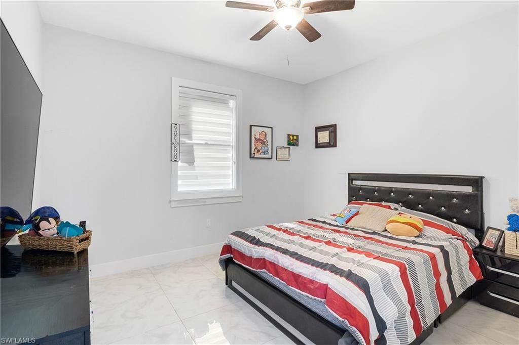 2406 37th Ave Ne, Naples, FL 34120 Photo