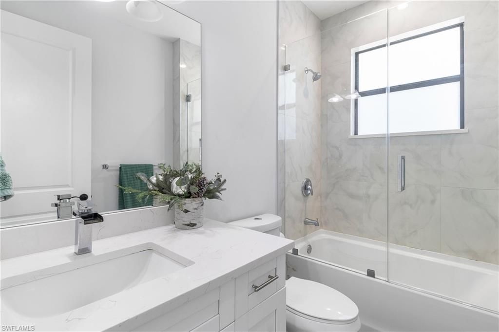 2406 37th Ave Ne, Naples, FL 34120 Photo