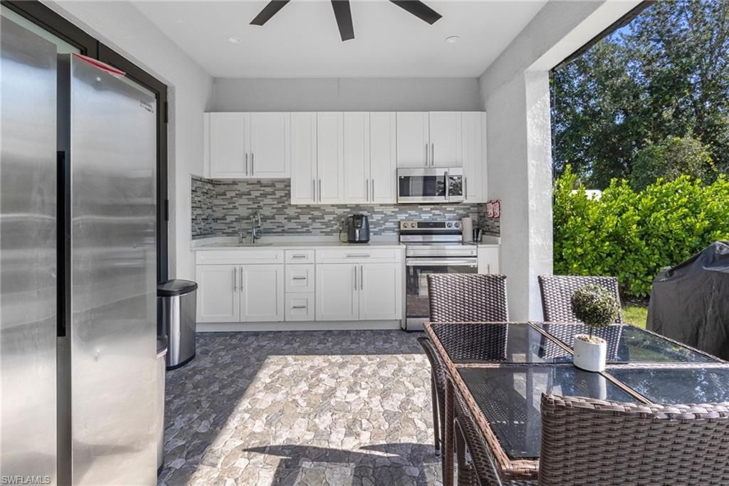 2406 37th Ave Ne, Naples, FL 34120 Photo