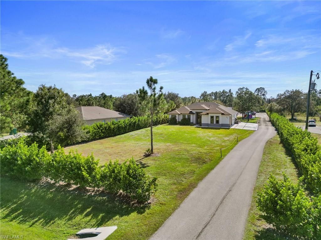 2406 37th Ave Ne, Naples, FL 34120 Photo