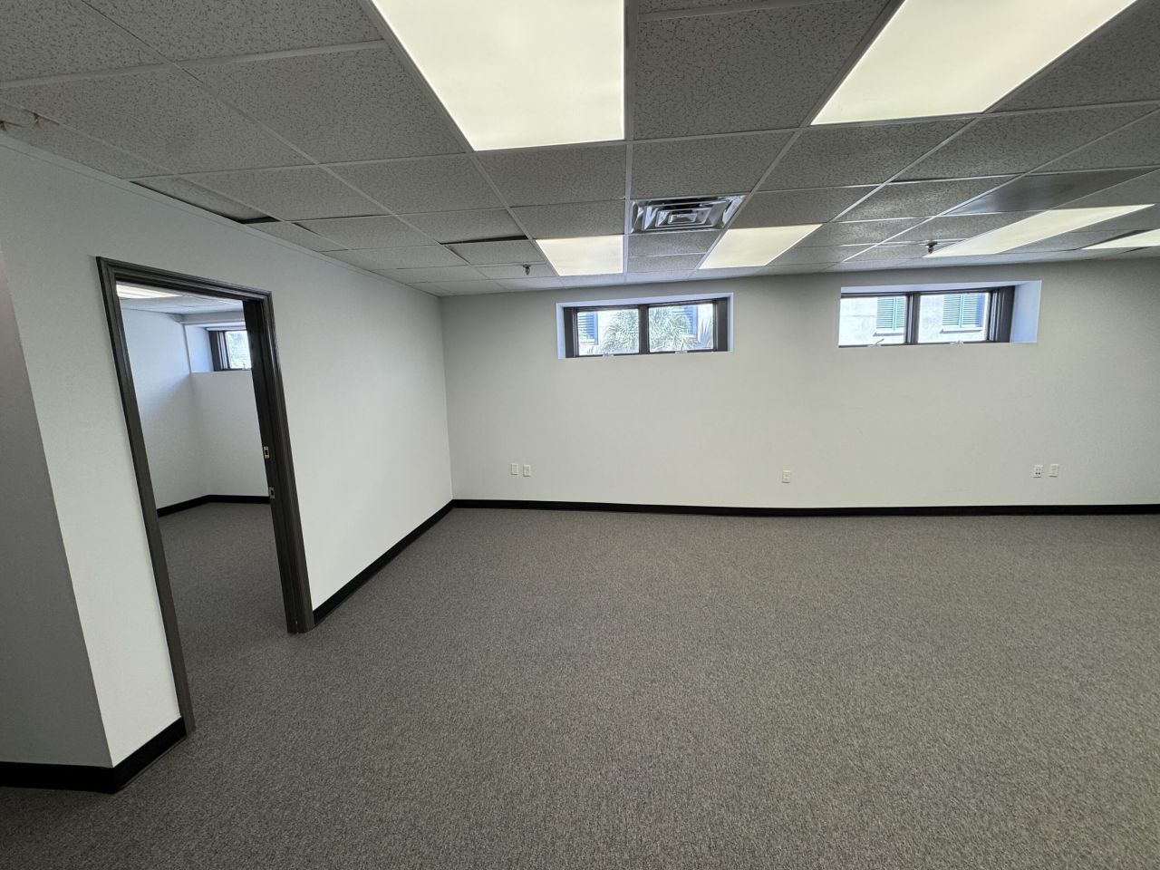 192 East Bay Street Photo 10