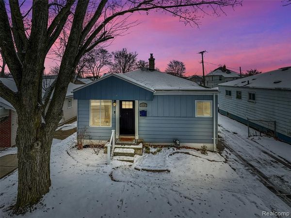 3528 Phillips Avenue, Berkley, MI 48072