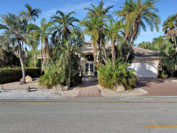 125 13th Street, Key Colony Beach, FL 33051