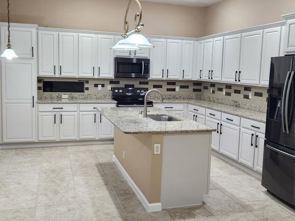 21 Country Lake Circle, Boynton Beach, FL 33436