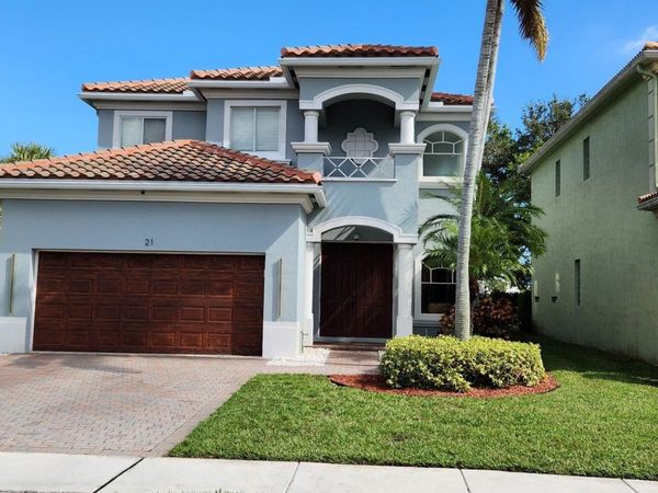 21 Country Lake Circle, Boynton Beach, FL 33436
