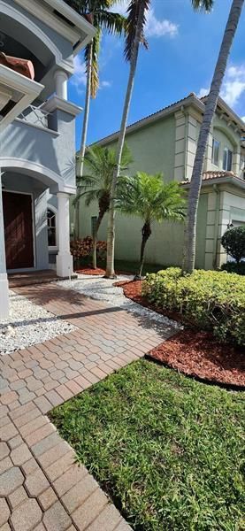 21 Country Lake Cir, Boynton Beach, FL 33436 Photo