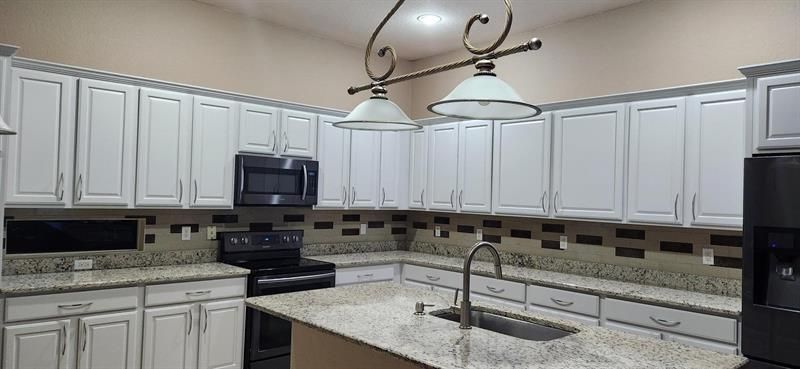 21 Country Lake Cir, Boynton Beach, FL 33436 Photo