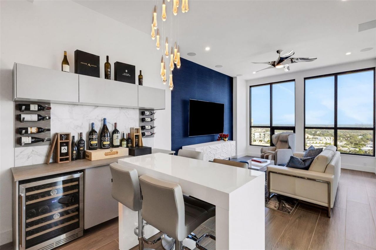 33 S Palm Avenue, Unit 1503, Sarasota, FL 34236 Photo