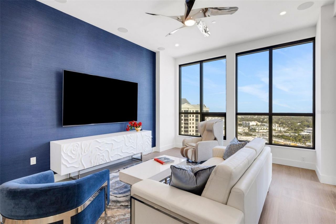 33 S Palm Avenue, Unit 1503, Sarasota, FL 34236 Photo