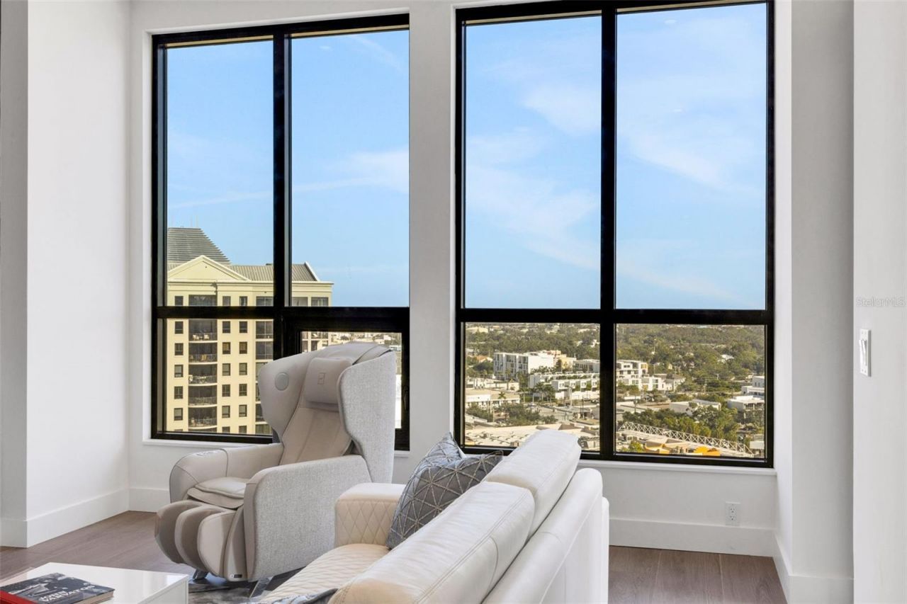 33 S Palm Avenue, Unit 1503, Sarasota, FL 34236 Photo