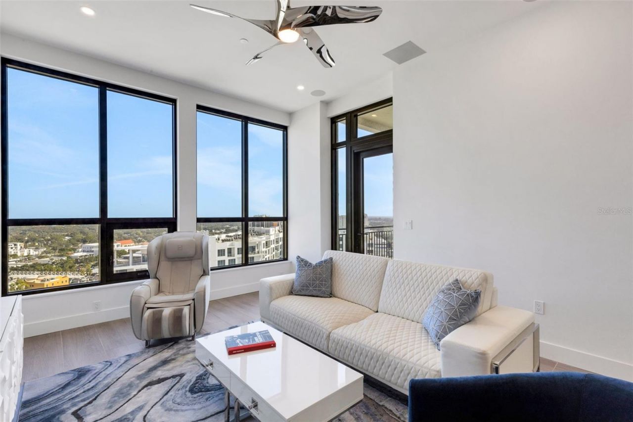 33 S Palm Avenue, Unit 1503, Sarasota, FL 34236 Photo