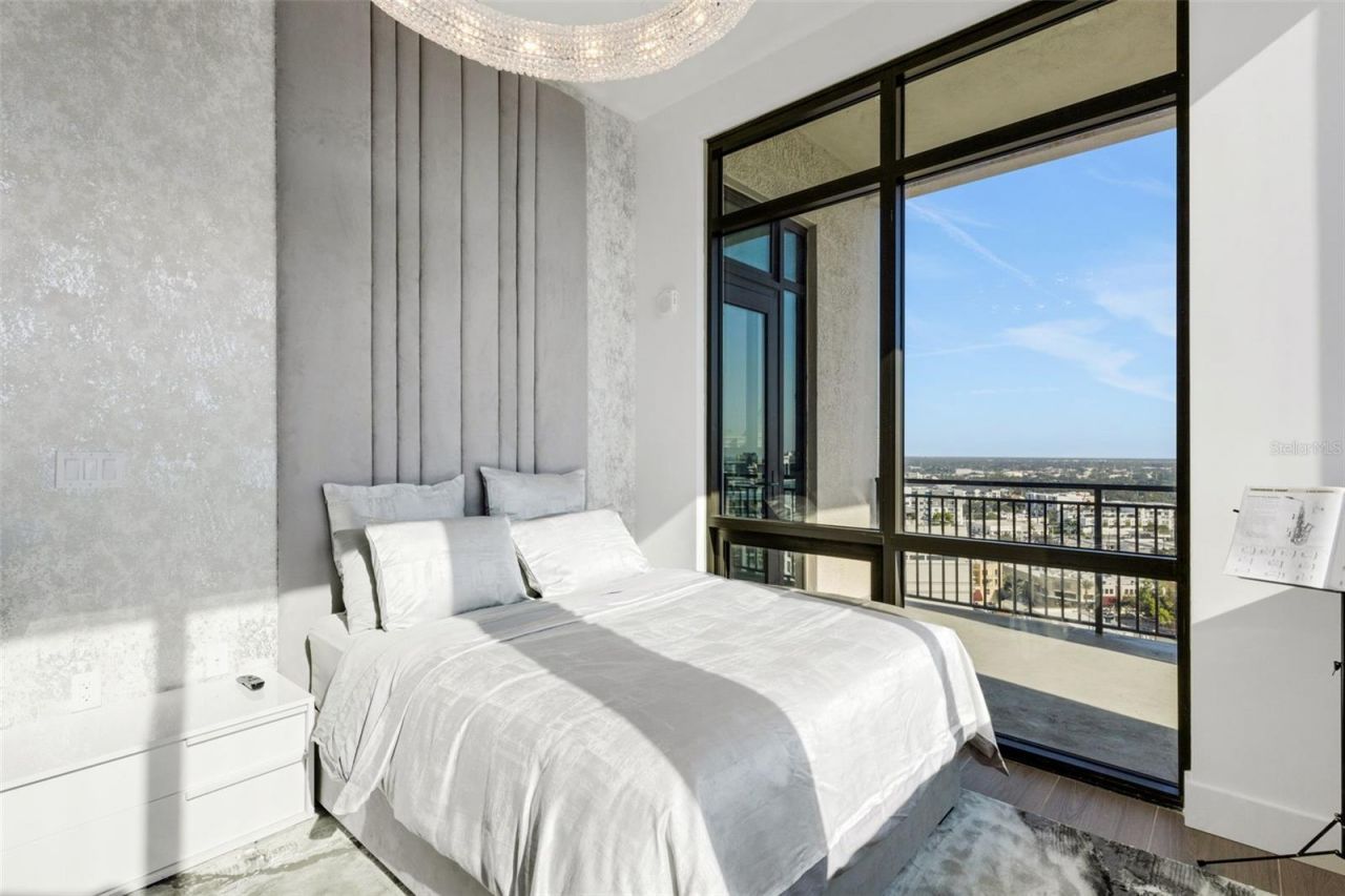 33 S Palm Avenue, Unit 1503, Sarasota, FL 34236 Photo