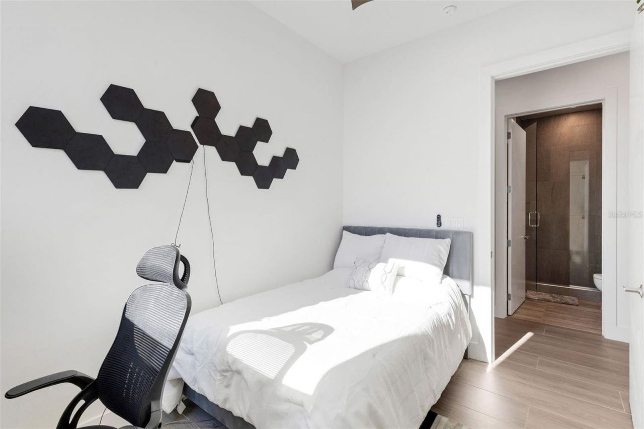 33 S Palm Avenue, Unit 1503, Sarasota, FL 34236 Photo