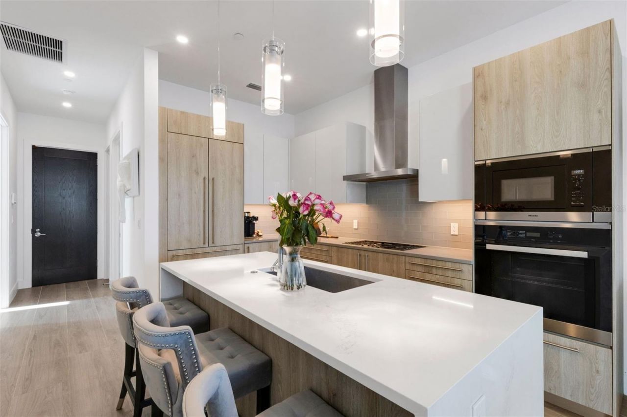 33 S Palm Avenue, Unit 1503, Sarasota, FL 34236 Photo