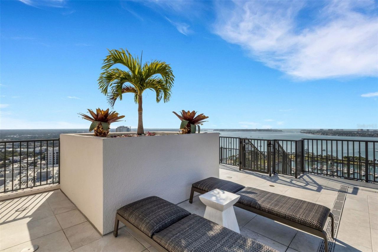 33 S Palm Avenue, Unit 1503, Sarasota, FL 34236 Photo