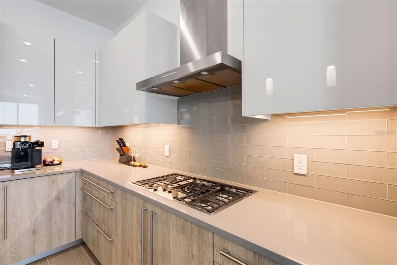 33 S Palm Avenue, Unit 1503, Sarasota, FL 34236 Photo