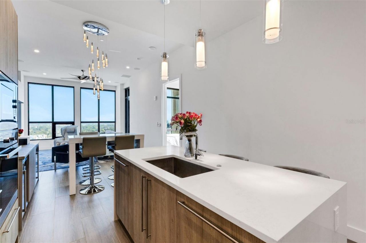 33 S Palm Avenue, Unit 1503, Sarasota, FL 34236 Photo