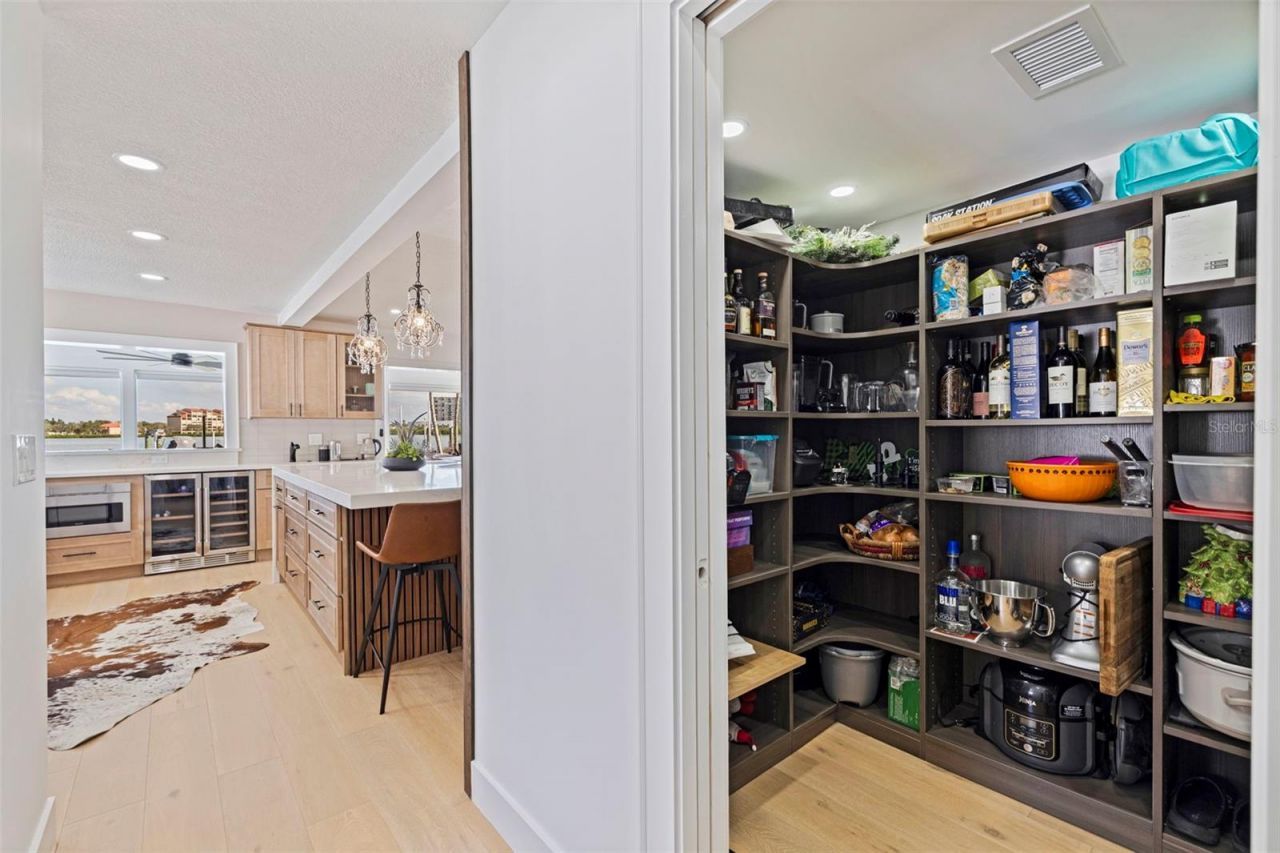 7827 9th Avenue S, Saint Petersburg, FL 33707 Photo