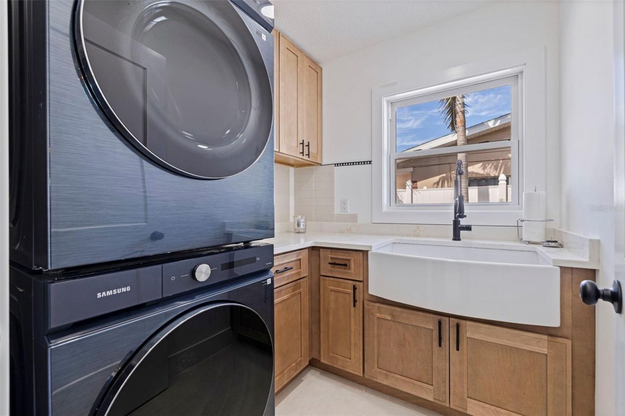 7827 9th Avenue S, Saint Petersburg, FL 33707 Photo