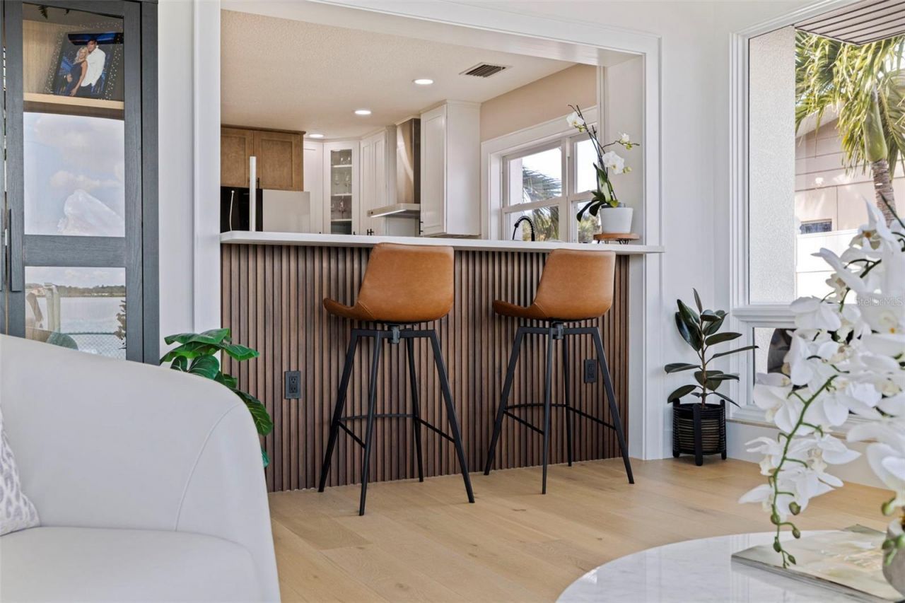 7827 9th Avenue S, Saint Petersburg, FL 33707 Photo