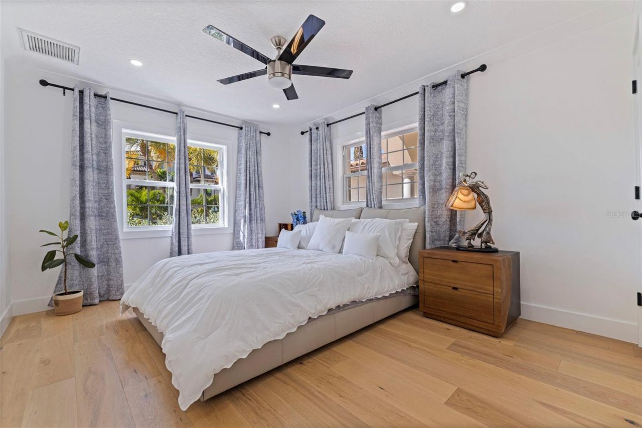 7827 9th Avenue S, Saint Petersburg, FL 33707 Photo