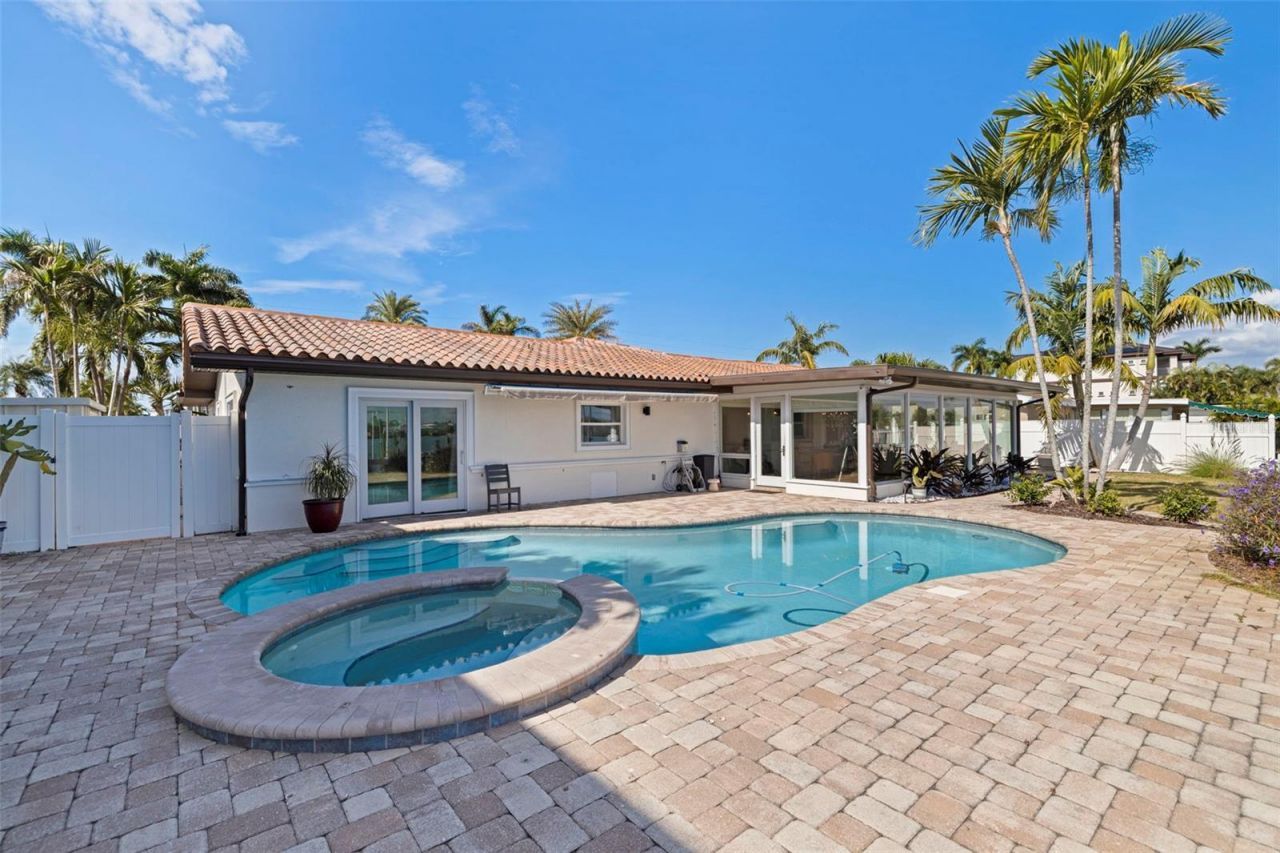 7827 9th Avenue S, Saint Petersburg, FL 33707 Photo