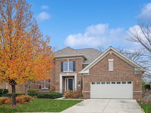 831 Balmoral Lane, Northbrook, IL 60062