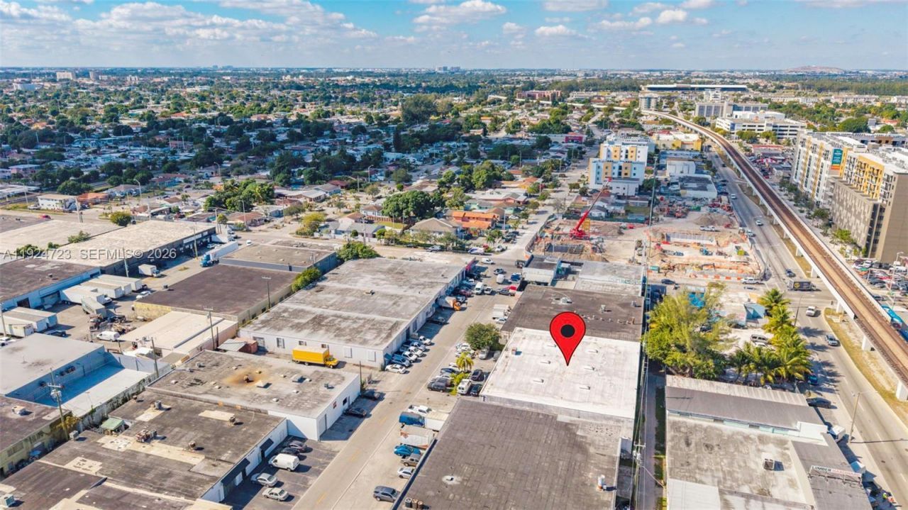 1041 E 24th St, Hialeah, FL 33013 Photo