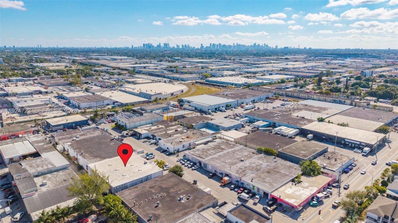 1041 E 24th St, Hialeah, FL 33013 Photo