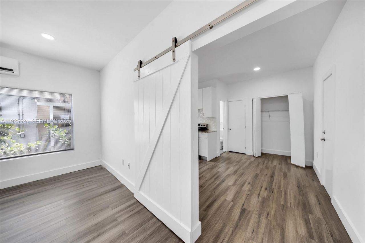 3237 SW 4th St, Miami, FL 33135 Photo