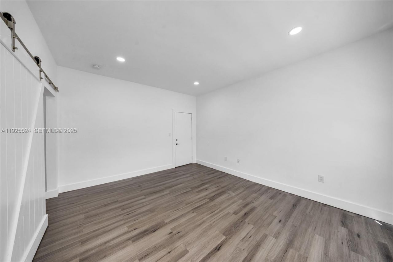 3237 SW 4th St, Miami, FL 33135 Photo