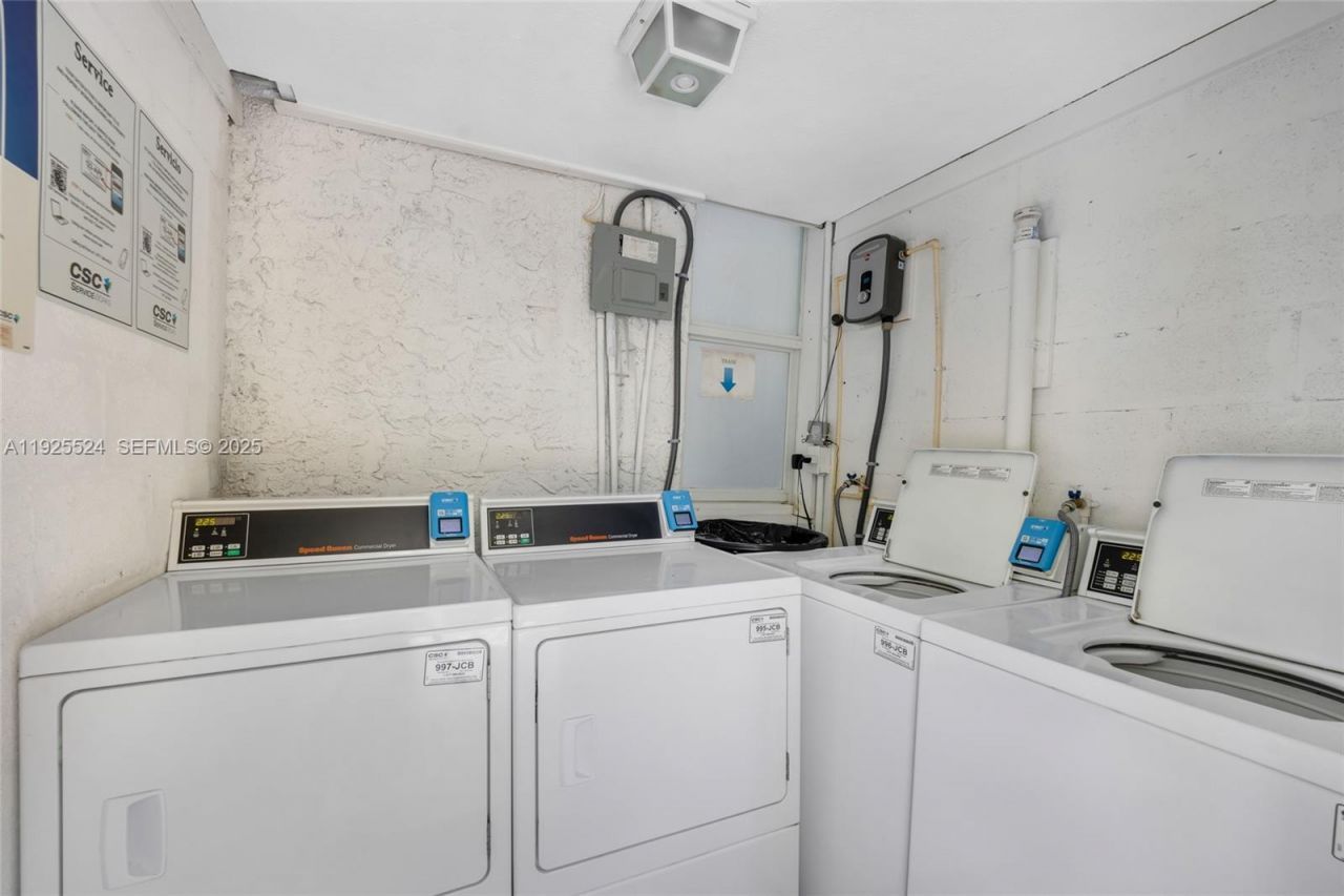 3237 SW 4th St, Miami, FL 33135 Photo