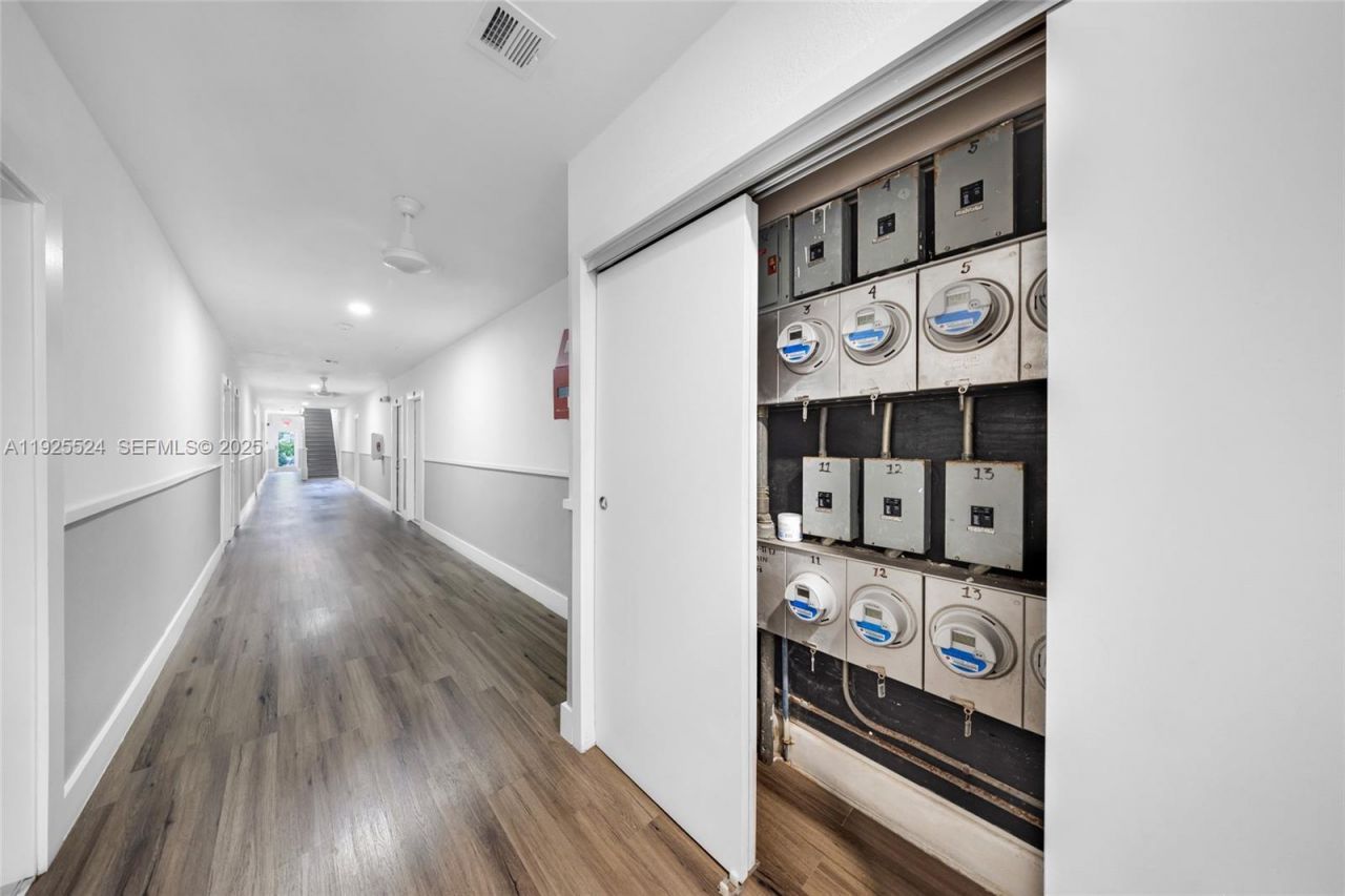 3237 SW 4th St, Miami, FL 33135 Photo