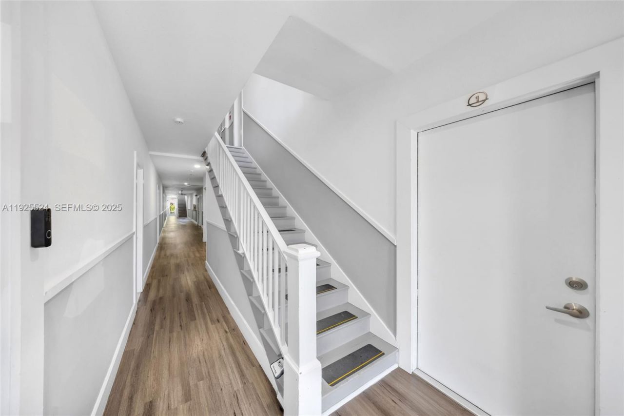 3237 SW 4th St, Miami, FL 33135 Photo