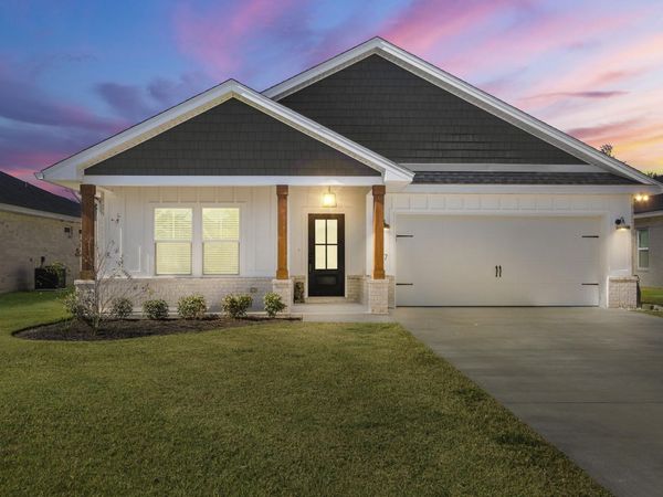 2617 Outlaws Way, Panama City, FL 32405