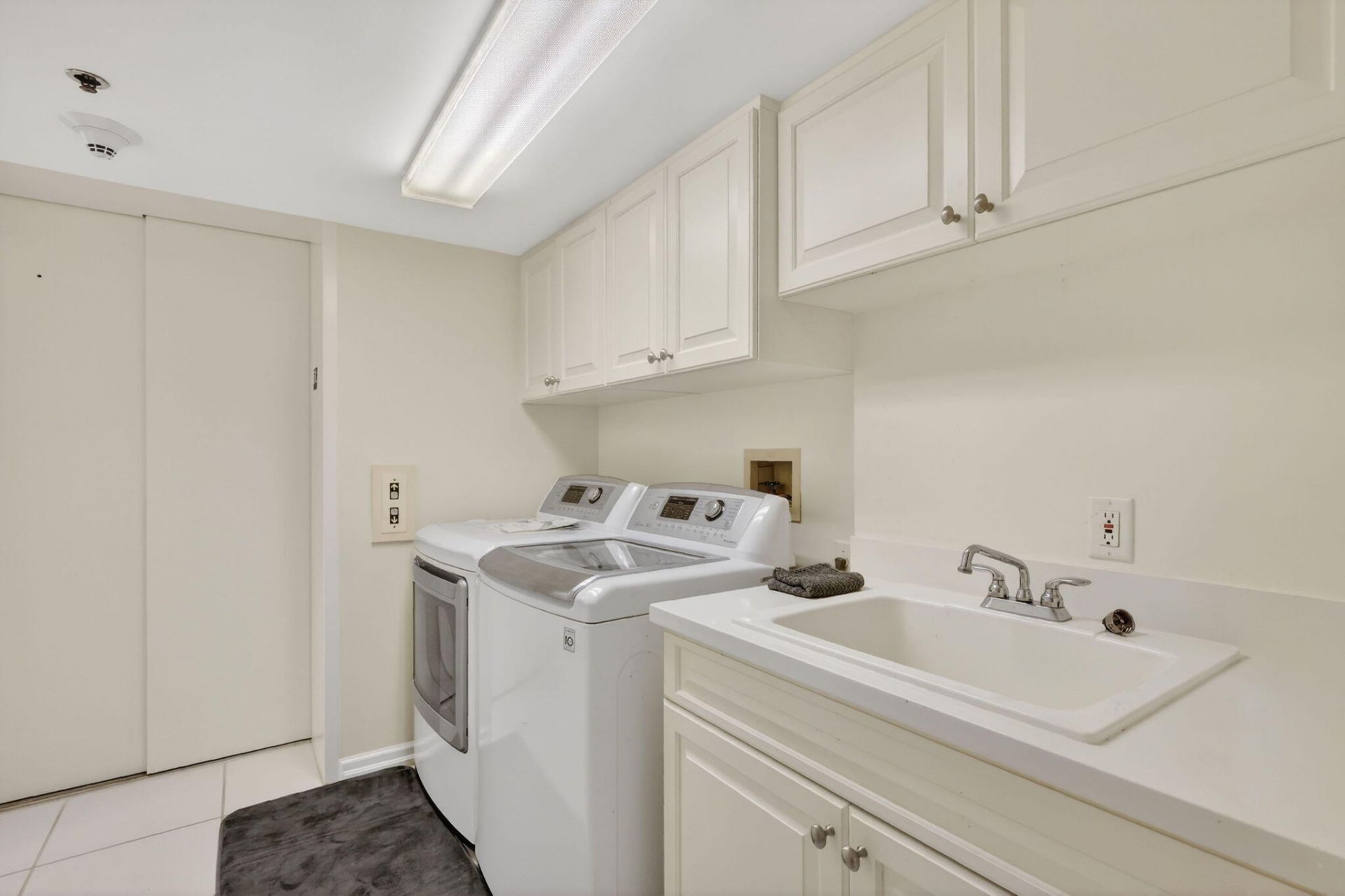 4000 N Highway A1a, Unit 502, Hutchinson Island, FL 34949 Photo