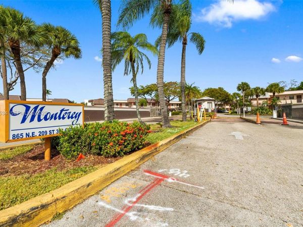 821 NE 207th Ln, Unit 102-1, Miami, FL 33179