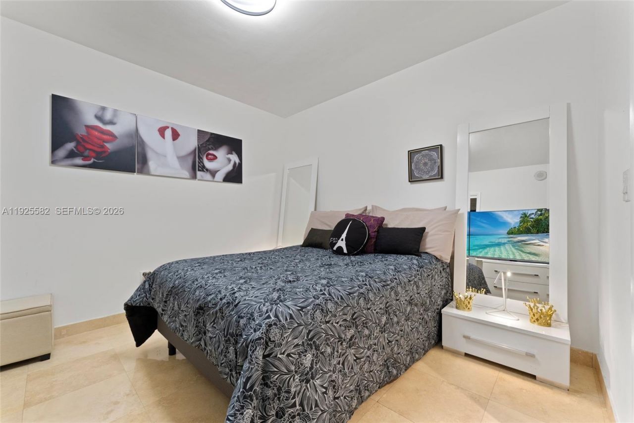 1830 S Ocean Dr, Unit 1612, Hallandale Beach, FL 33009 Photo